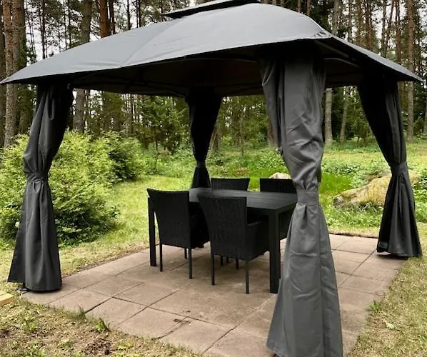 Dagoe Berry Suvemaja * HIIUMAA